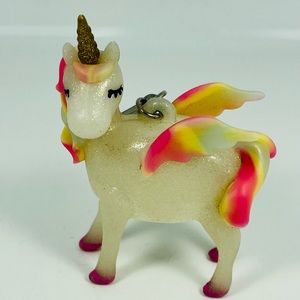 BATH BODY WORKS PINK UNICORN HORSE POCKET  BAC HOLDER H AND SLEEVE SANITIZE CASE